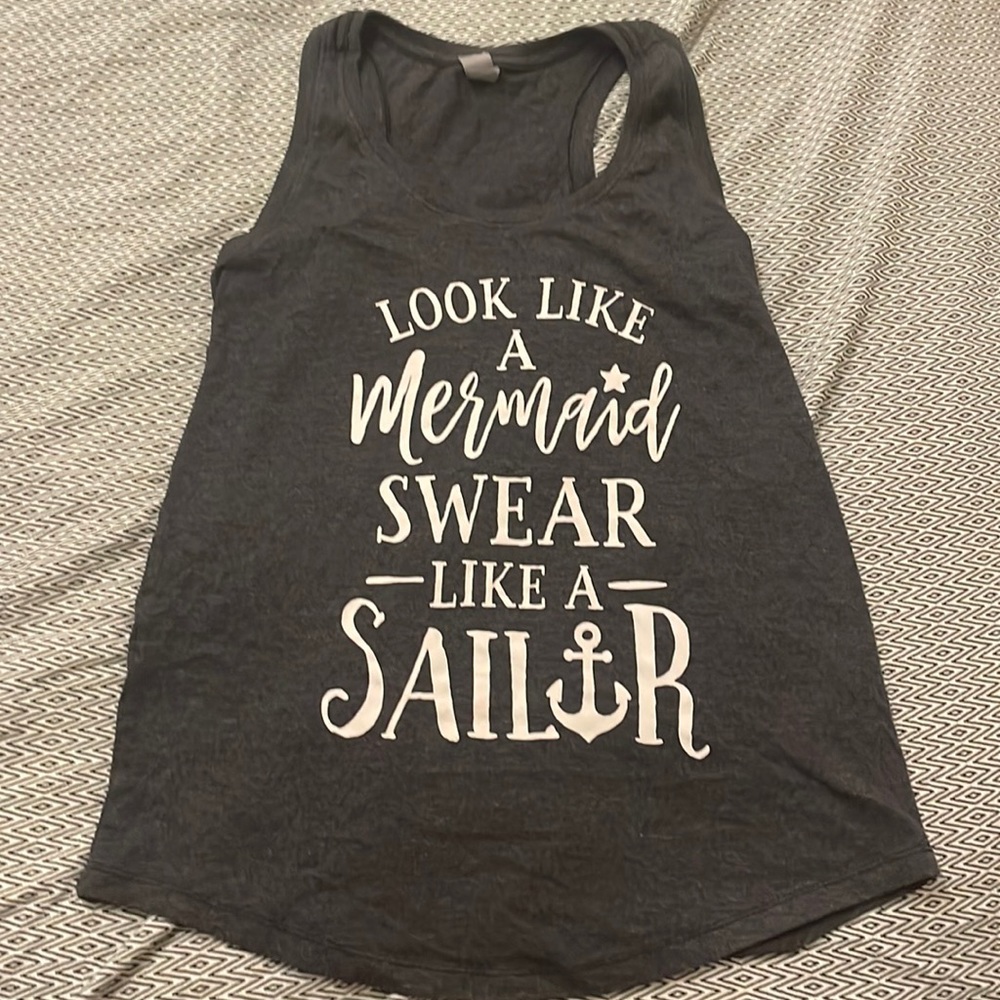Cheeky mermaid tank⚓️